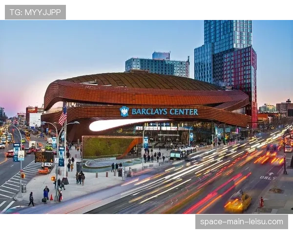 纽约自由人主场巴克莱中心升级球员通道与更衣室体验